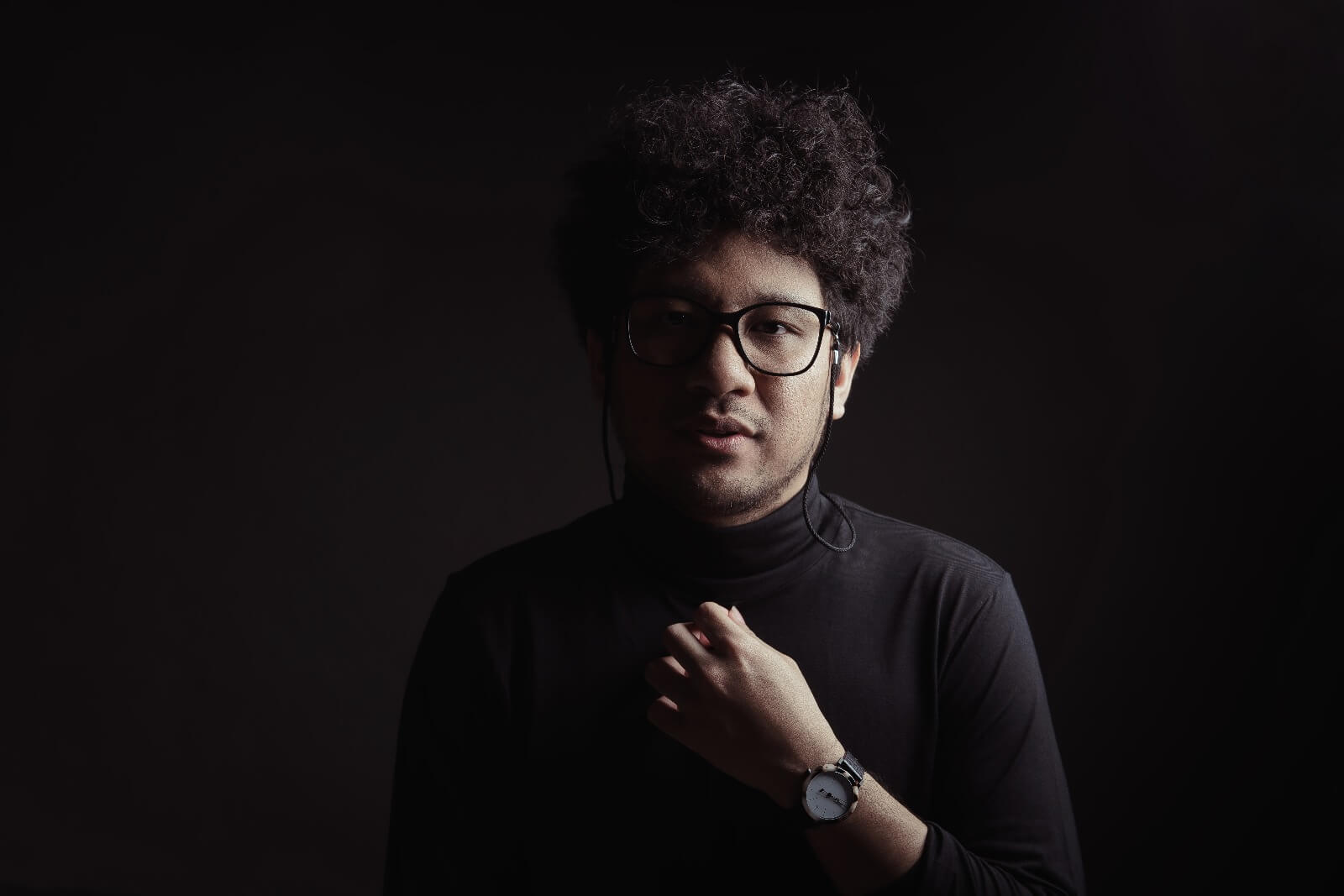 Lewat Pilu Membiru, Kunto Aji Hadirkan Warna Baru di Industri Musik Indonesia